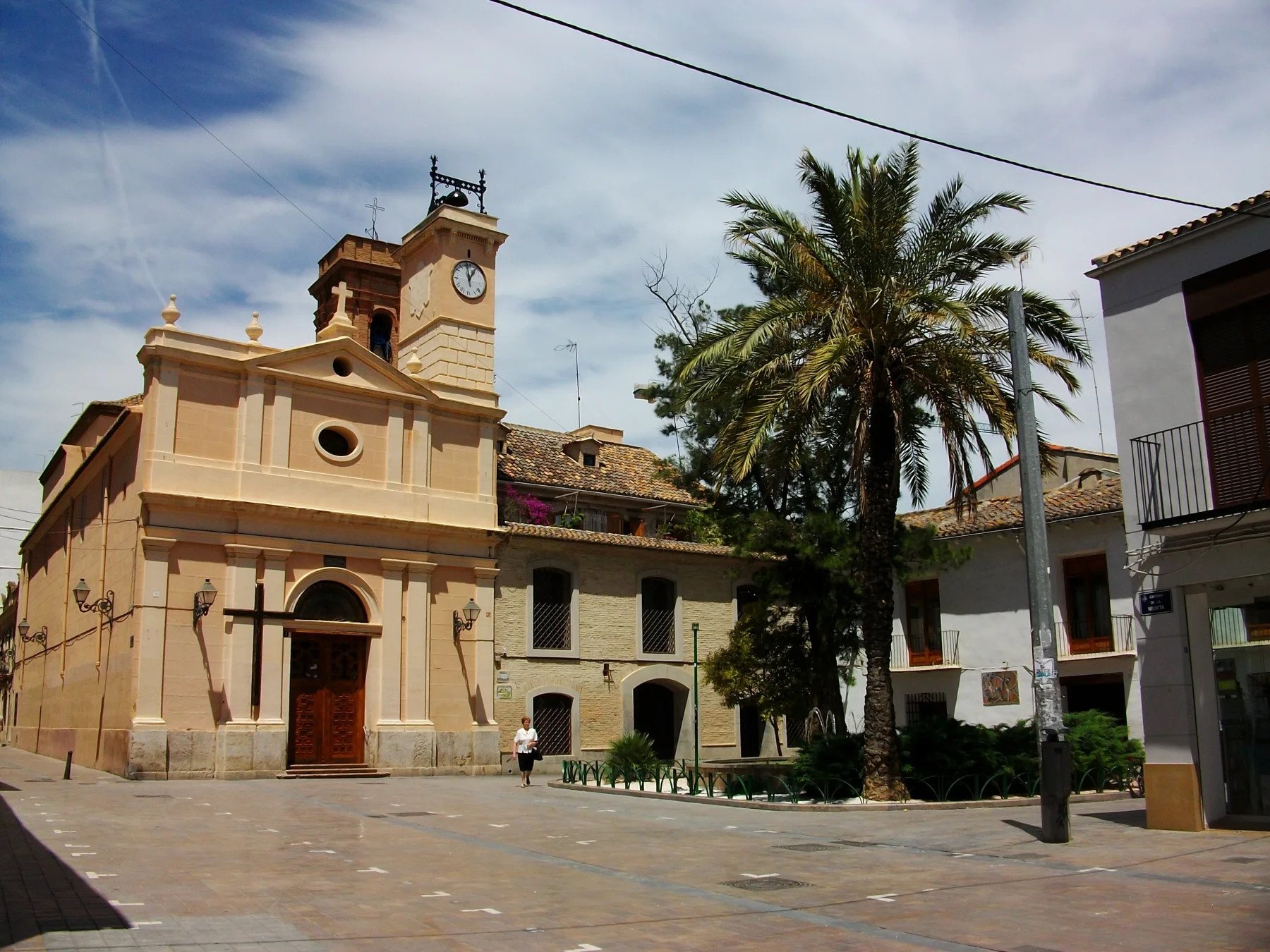 Iglesia y plaza de Benimaclet en una fotografía de junio de 2010